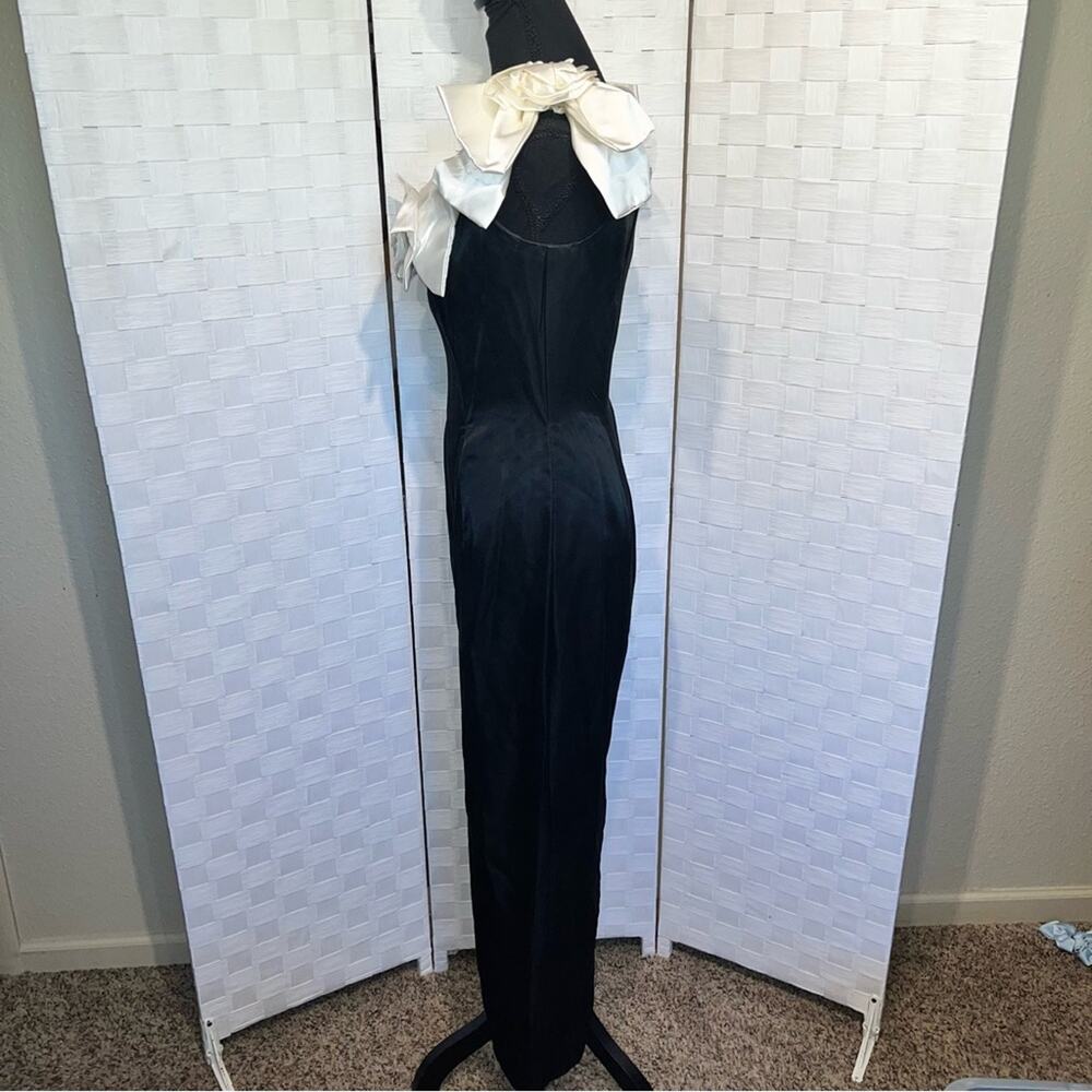 Gunne Sax Black Gown with Ivory Bow Accents - Picture 6 of 10